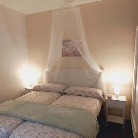شقة Cozy And Sunny Penthouse Fira Bcn لوسبيتاليت دي يوبريغات المظهر الخارجي الصورة