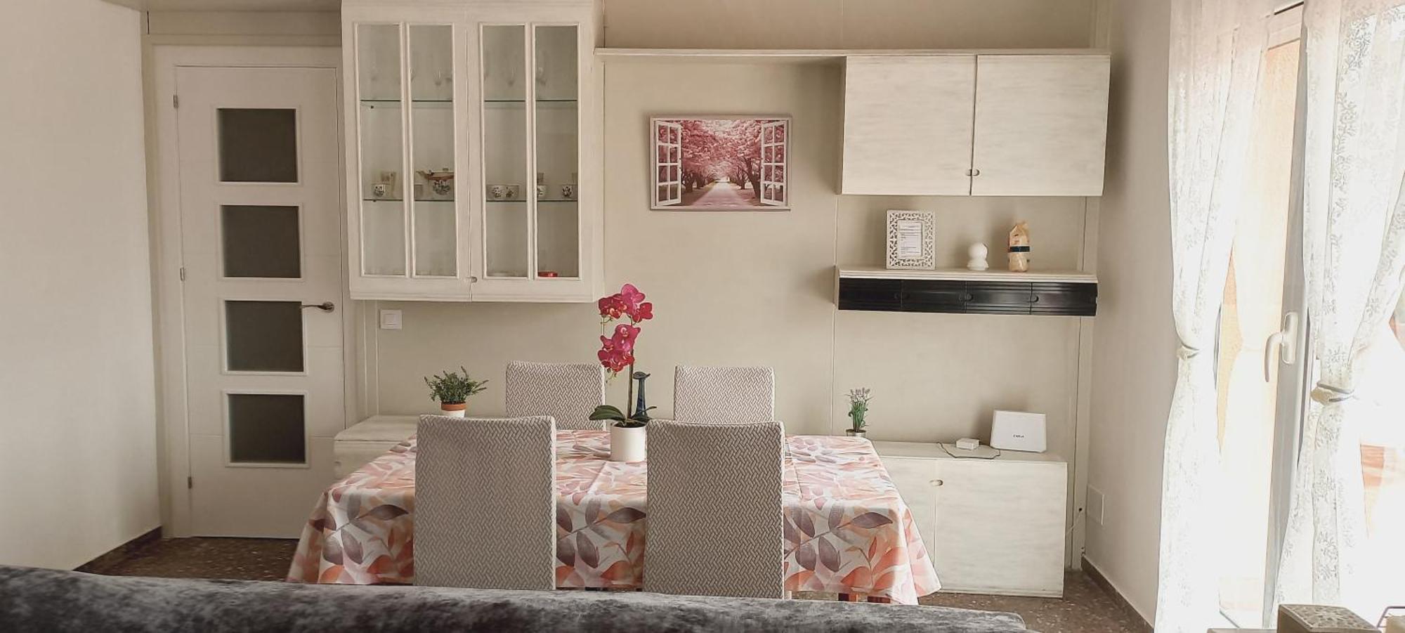 شقة Cozy And Sunny Penthouse Fira Bcn لوسبيتاليت دي يوبريغات المظهر الخارجي الصورة