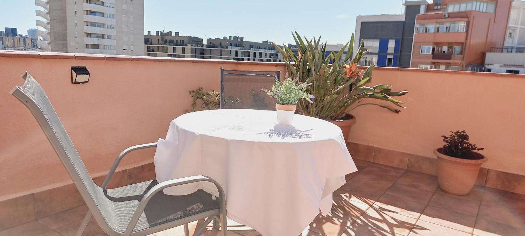 شقة Cozy And Sunny Penthouse Fira Bcn لوسبيتاليت دي يوبريغات المظهر الخارجي الصورة